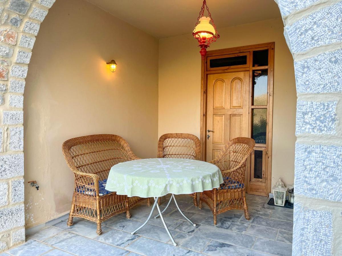 Apartment Mani Family Friendly, Mountain House With Parking *