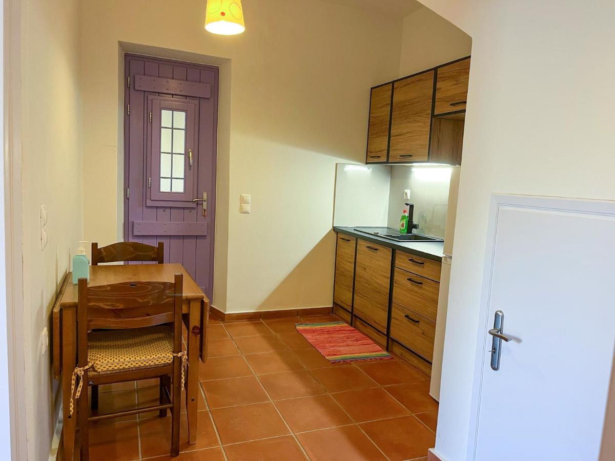 Mani Family Friendly, Mountain House With Parking Apartment